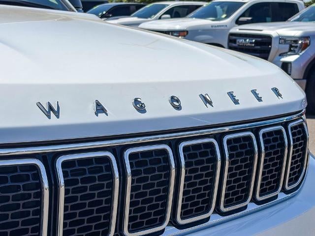 2023 Jeep Wagoneer Base