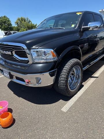 2019 RAM 1500 Classic Laramie