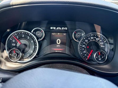 2023 RAM 1500 Big Horn Crew Cab 4x4 5'7" Box