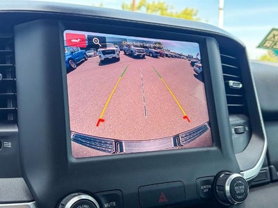 2023 RAM 1500 Big Horn Crew Cab 4x4 5'7" Box