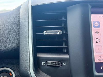 2023 RAM 1500 Big Horn Crew Cab 4x4 5'7" Box