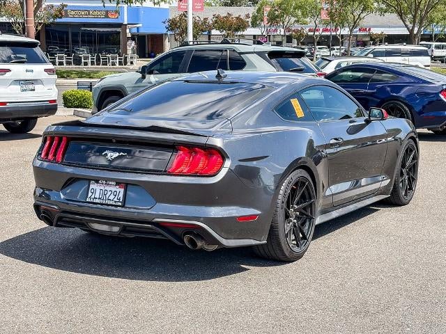2020 Ford Mustang EcoBoost