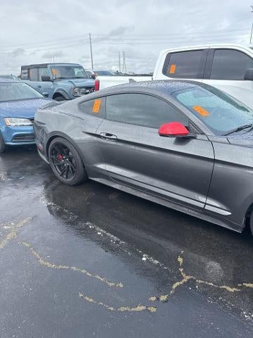 2020 Ford Mustang EcoBoost