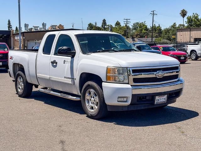 2007 Chevrolet Silverado 1500 LT w/1LT