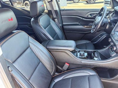 2021 GMC Acadia AT4