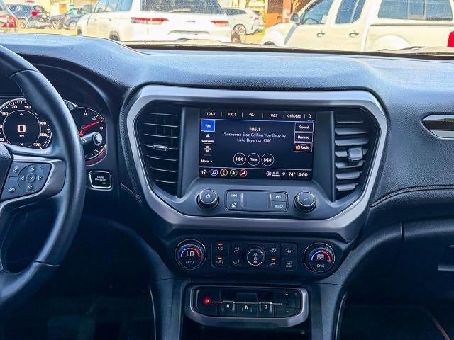 2021 GMC Acadia AT4