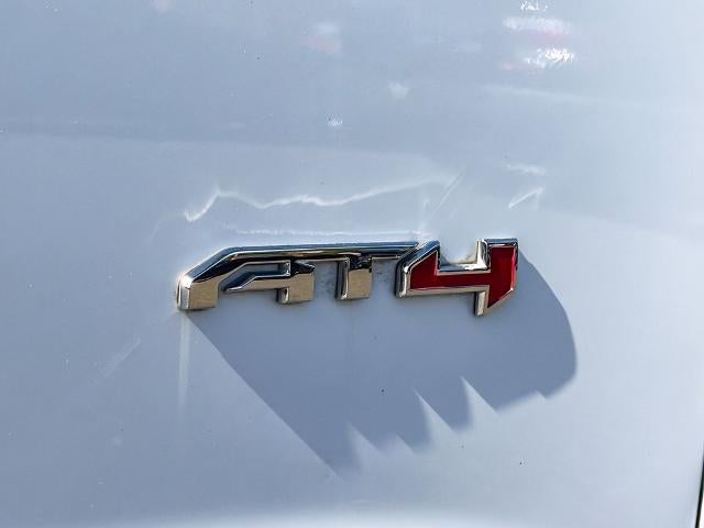 2021 GMC Acadia AT4