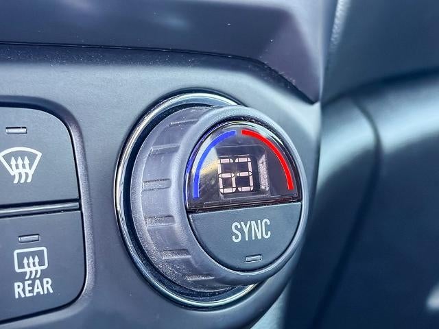 2021 GMC Acadia AT4