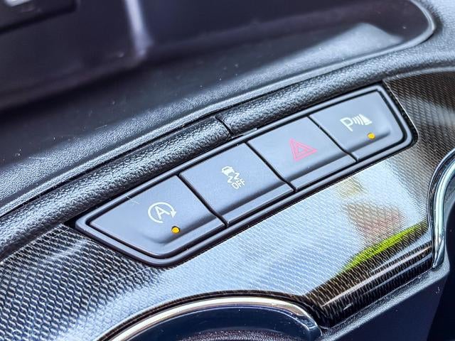 2021 GMC Acadia AT4