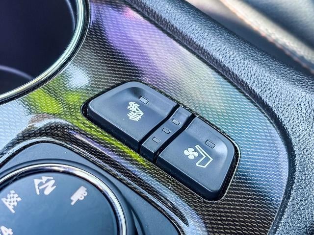 2021 GMC Acadia AT4