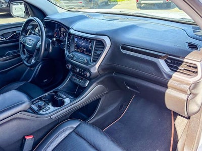 2021 GMC Acadia AT4