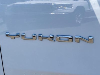 2023 GMC Yukon SLT