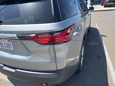 2023 Chevrolet Traverse LS