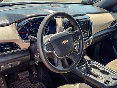 2023 Chevrolet Traverse LS