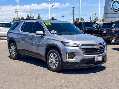 2023 Chevrolet Traverse LT Cloth