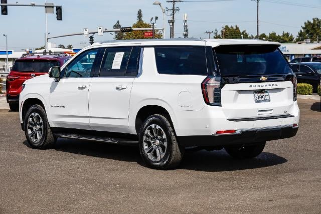 2026 Chevrolet Suburban LT