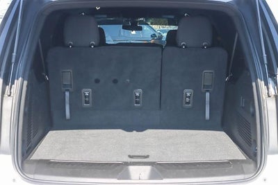 2022 Chevrolet Suburban LS