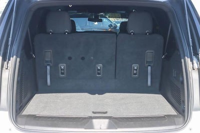 2022 Chevrolet Suburban LS