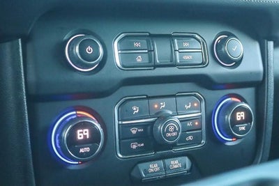 2022 Chevrolet Suburban LS