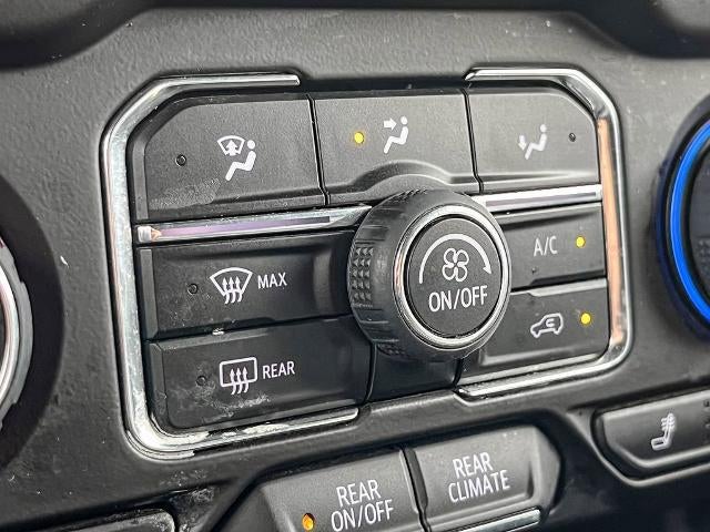 2021 Chevrolet Suburban RST