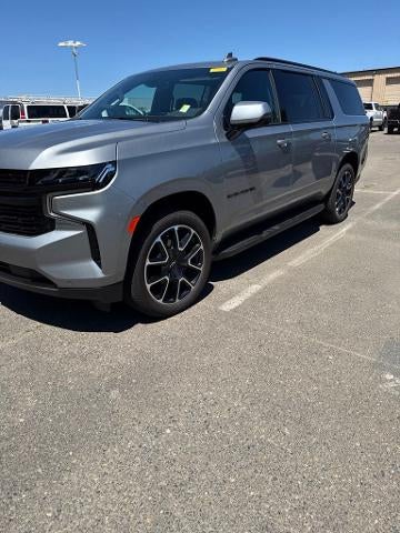 2024 Chevrolet Suburban RST