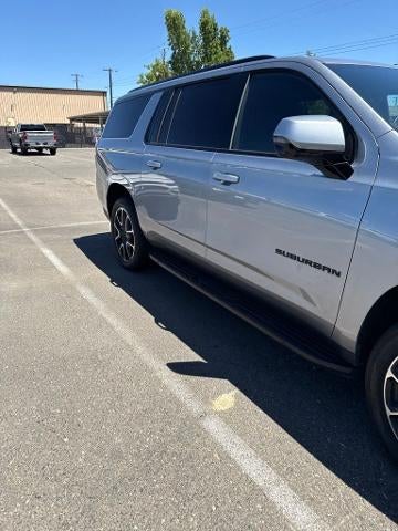 2024 Chevrolet Suburban RST