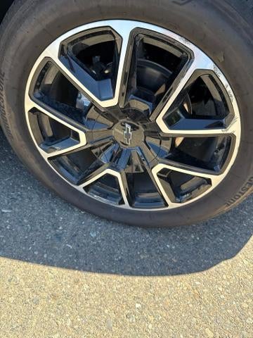 2024 Chevrolet Suburban RST