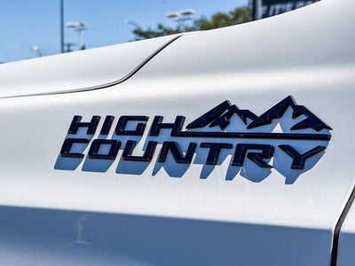 2021 Chevrolet Suburban High Country