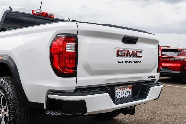 2024 GMC Canyon AT4