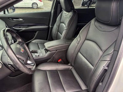 2023 Cadillac XT4 Luxury