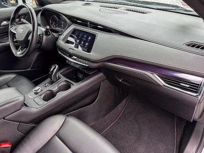 2023 Cadillac XT4 Luxury