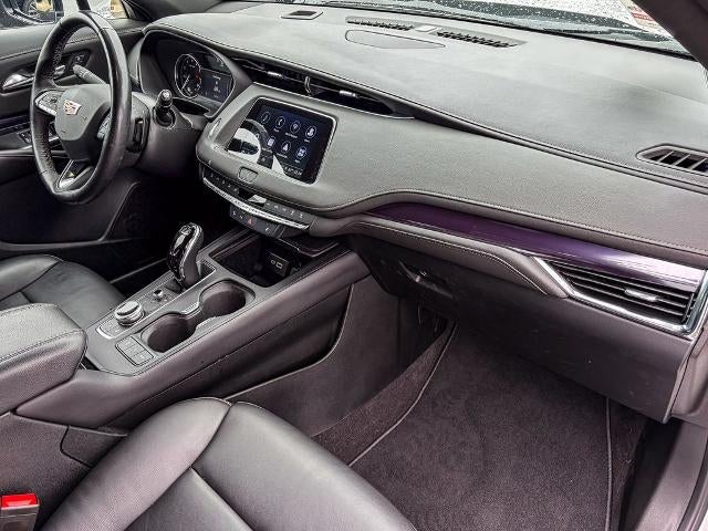 2023 Cadillac XT4 Luxury