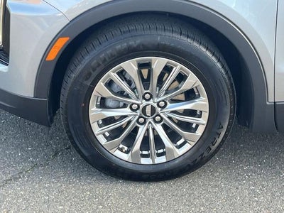 2025 Cadillac XT4 Premium Luxury