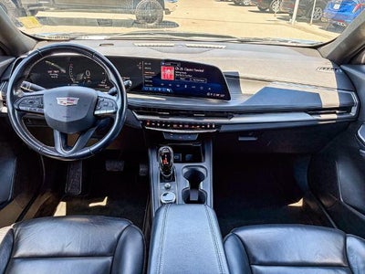 2024 Cadillac XT4 Premium Luxury