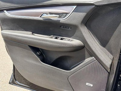 2025 Cadillac XT6 Luxury