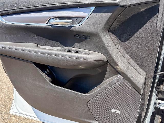 2023 Cadillac XT6 Luxury