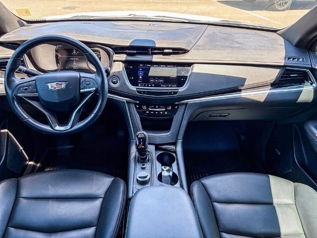 2024 Cadillac XT6 Luxury