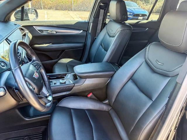 2024 Cadillac XT6 Luxury