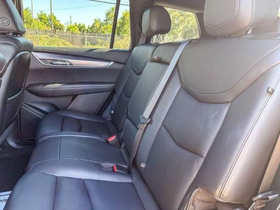 2024 Cadillac XT6 Luxury