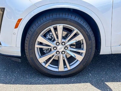 2023 Cadillac XT6 Premium Luxury