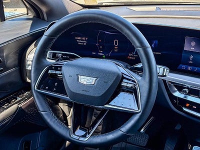 2025 Cadillac LYRIQ Luxury 1