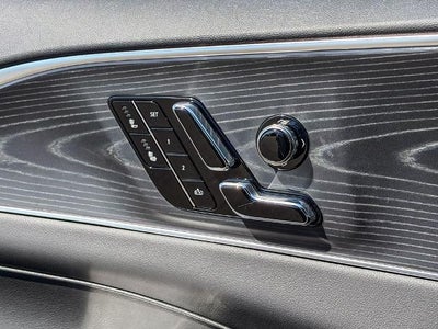 2025 Cadillac LYRIQ Luxury 1