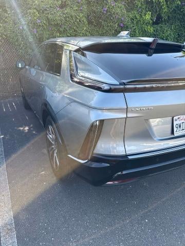 2024 Cadillac LYRIQ Luxury 1