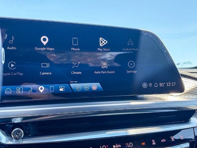 2024 Cadillac LYRIQ Luxury 1