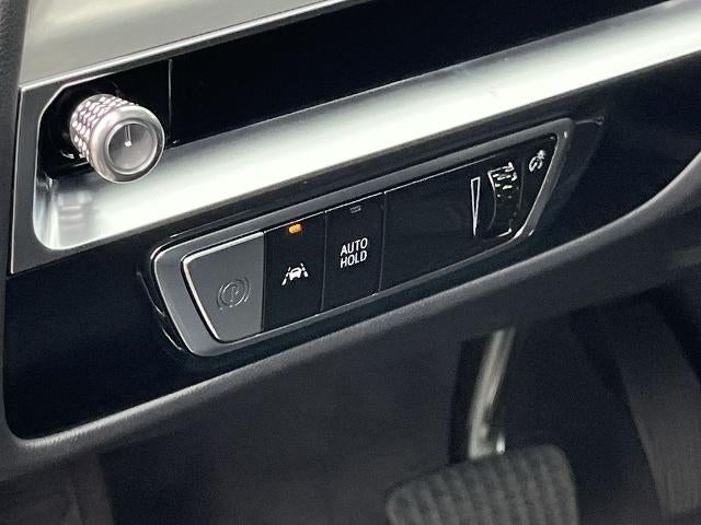 2026 Cadillac LYRIQ Premium Luxury