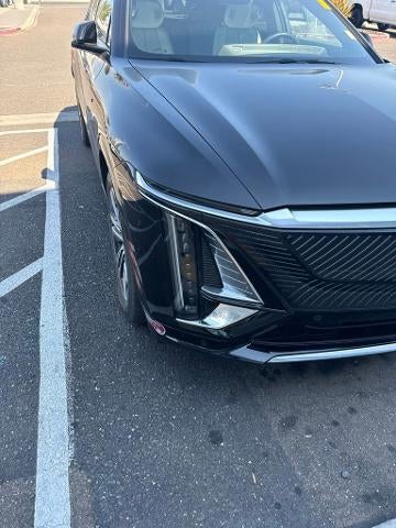 2024 Cadillac LYRIQ Luxury 2