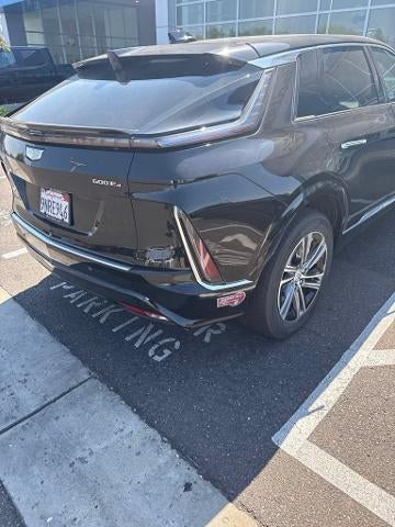 2024 Cadillac LYRIQ Luxury 2