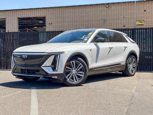 2024 Cadillac LYRIQ Luxury 3