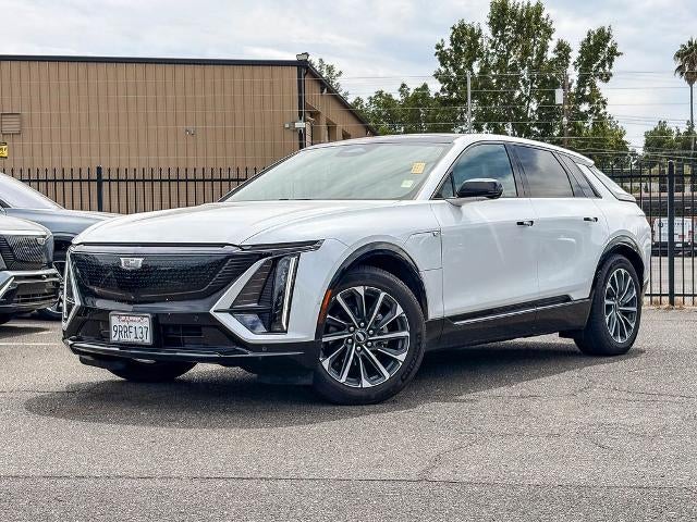 2024 Cadillac LYRIQ Sport 2