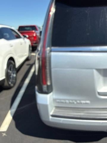 2020 Cadillac Escalade Luxury